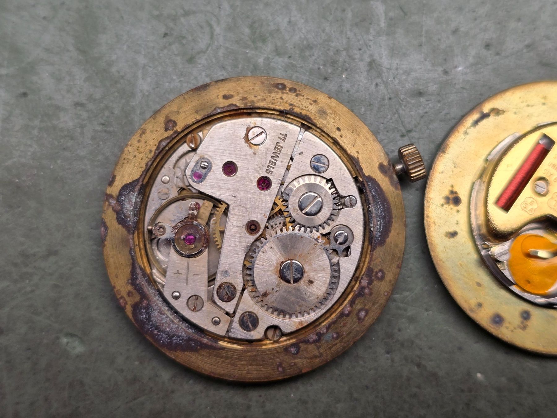 Orologi: Lot de 3 mouvements – Difettoso da Tramelan venduto da Nirdan 3