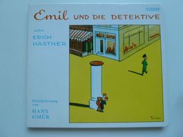 Erich Kästner - Emil und die Detektive (Dialektfassung)