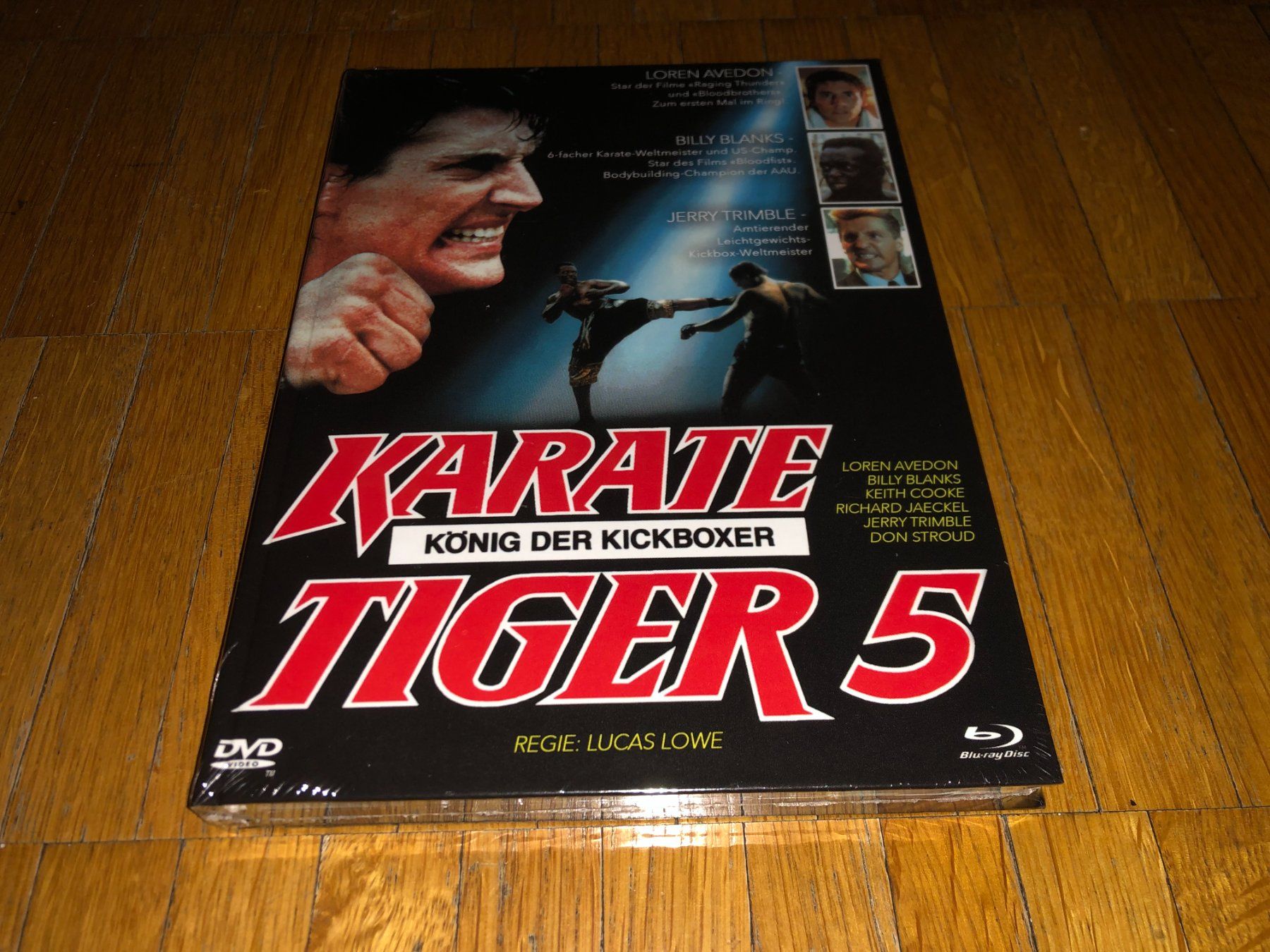 Tutti i DVDs: Karate Tiger 5 - MEDIABOOK - B - UNCUT – Nuovo e nell'imballaggio originale da Basel venduto da havsok