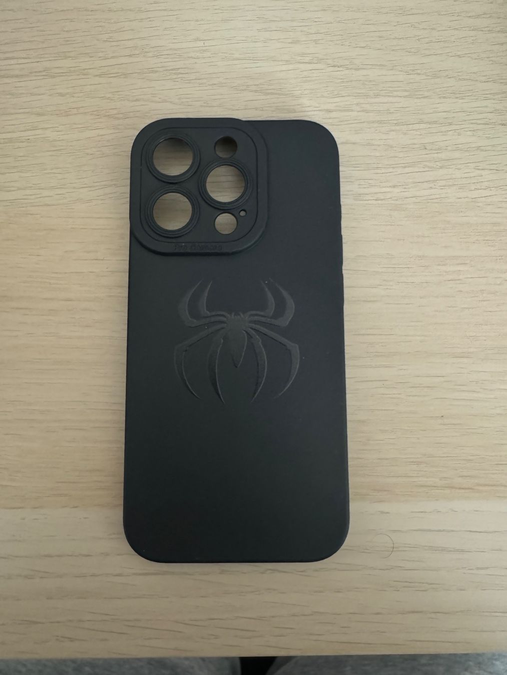 Coques & Protection écran: iPhone 15 Pro Case Spider Man Black – Neuf avec emballage d'origine à Zürich par swiss.tech