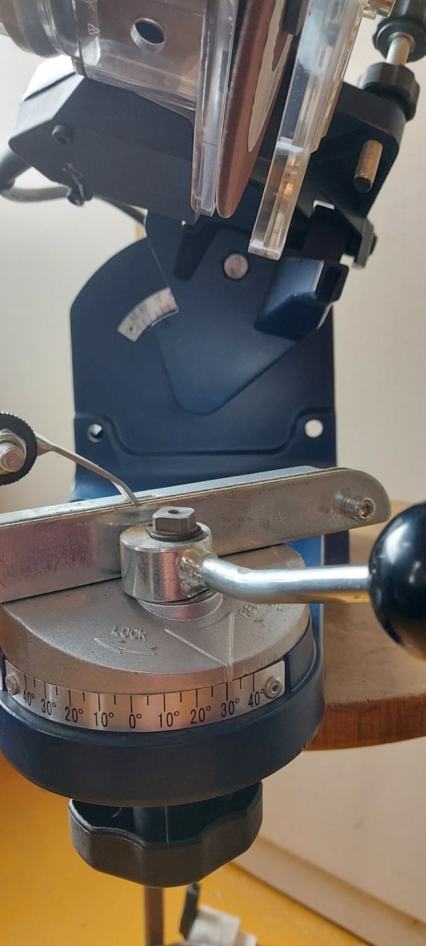 Aiguiseuses & polisseuses: Kettenschärfgerät Westfalia – D'occasion à Riken AG par ebufix 2
