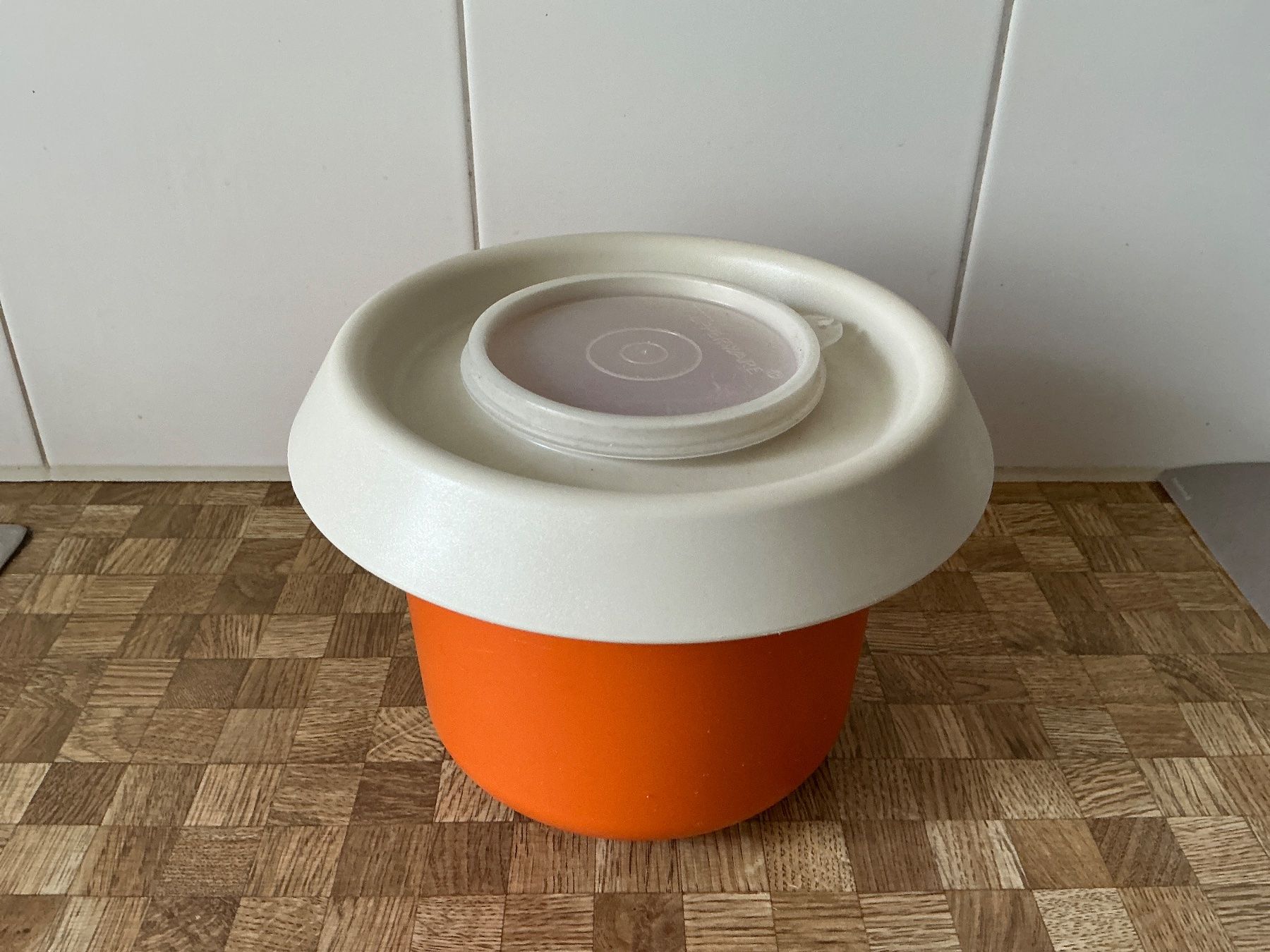 Coupes: Tupperware Rührschüssel – D'occasion à Birmensdorf ZH par Hilhan