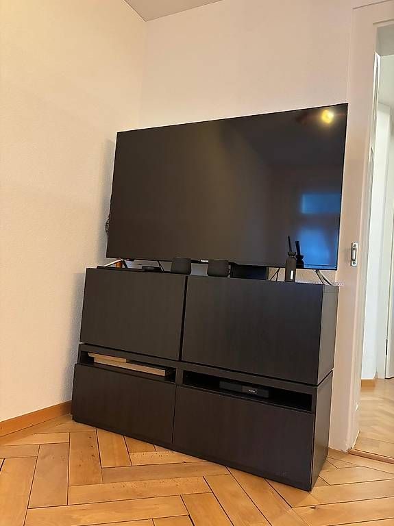 Ikea Mobili TV: TV Möbel Besta schwarz – Usato da Kriens venduto da janus17 2
