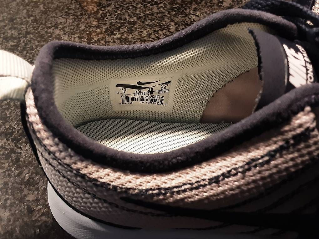 Nike Chaussures hommes: Nike Schuhe – D'occasion à Titterten par Neleh82 3