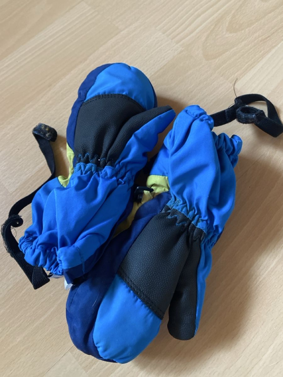 Ziener Kinderhandschuhe: Ziener Handschuhe passend für Gr. 80 – Gebraucht aus St. Gallen von Msgoethe 1