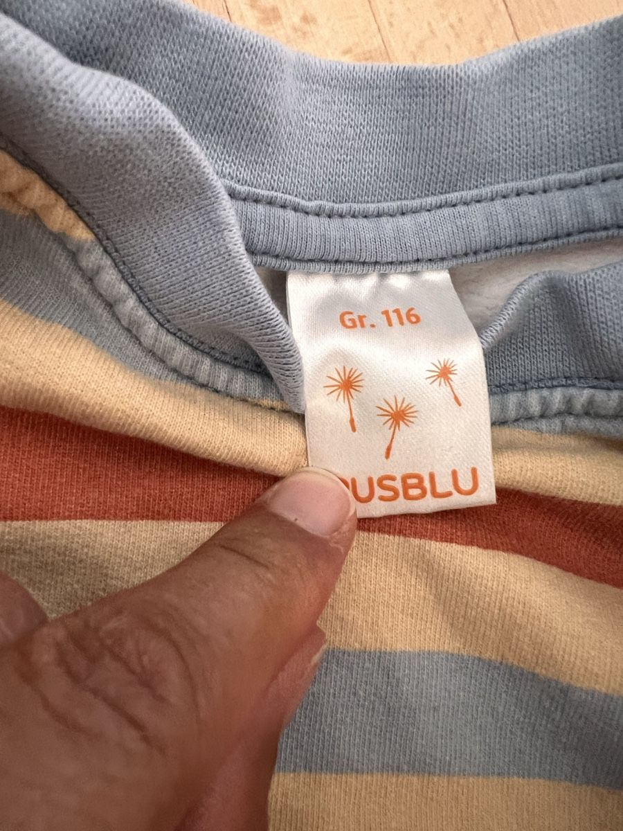 Pullover & Sweatshirts: Pull sweat T. 116  – Gebraucht aus Fribourg von marlenep85 2