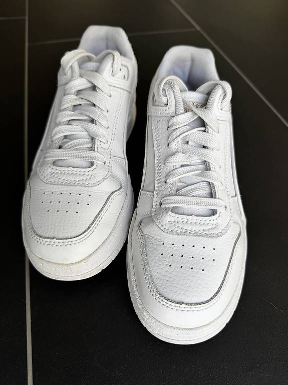 Scarpe da donna: PUMA Sneaker weiss (Gr. 36) – Usato da Eschlikon TG venduto da Sellswell 4