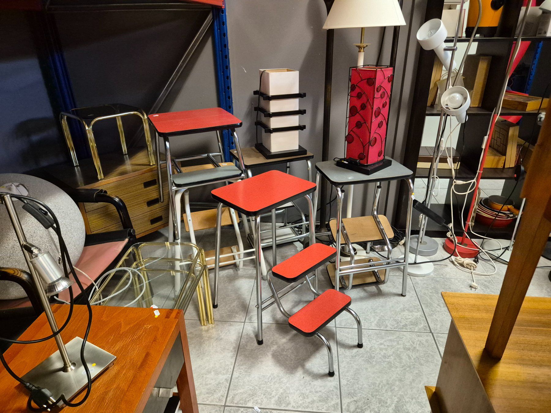 Hocker: Step-Stool Tritthocker 3-Tritt Hocker kelco rot – Gebraucht aus Nottwil von Wondewa-Shop 9