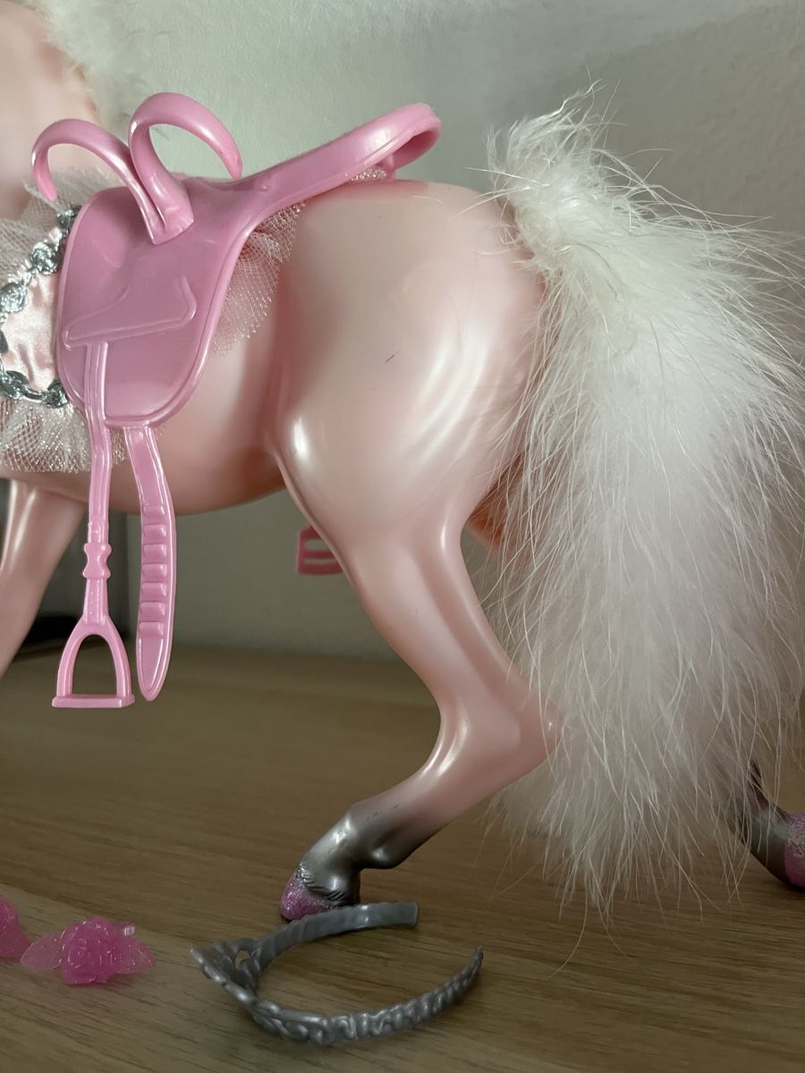Jouets: Barbie Pferd Marzipan - Nutcracker – D'occasion à Ormalingen par alma81 7
