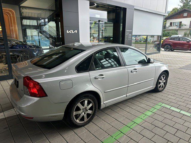Volvo Automobili: Volvo S 40 2.0 Momentum – Usato da Oberriet SG venduto da jeepv8 3