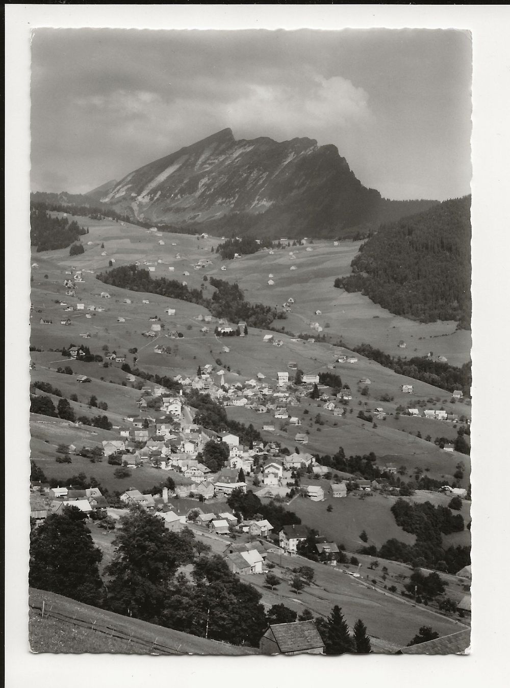 Cartoline postali: AK 1963 Amden SG mit Leistkamm – Usato da Greifensee venduto da 315WDO