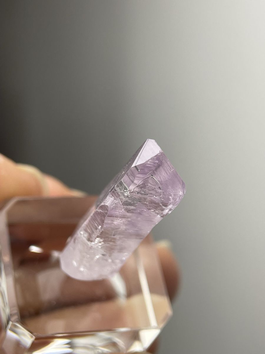 Minerali & Pietre curative: Mexico Glasklar Vera Cruz Amethyst – Usato da Schiers venduto da sisikristall 1
