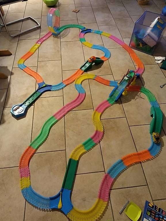 Jouets: Glow Master Autostrasse – D'occasion à Vitznau par stelli8030 2