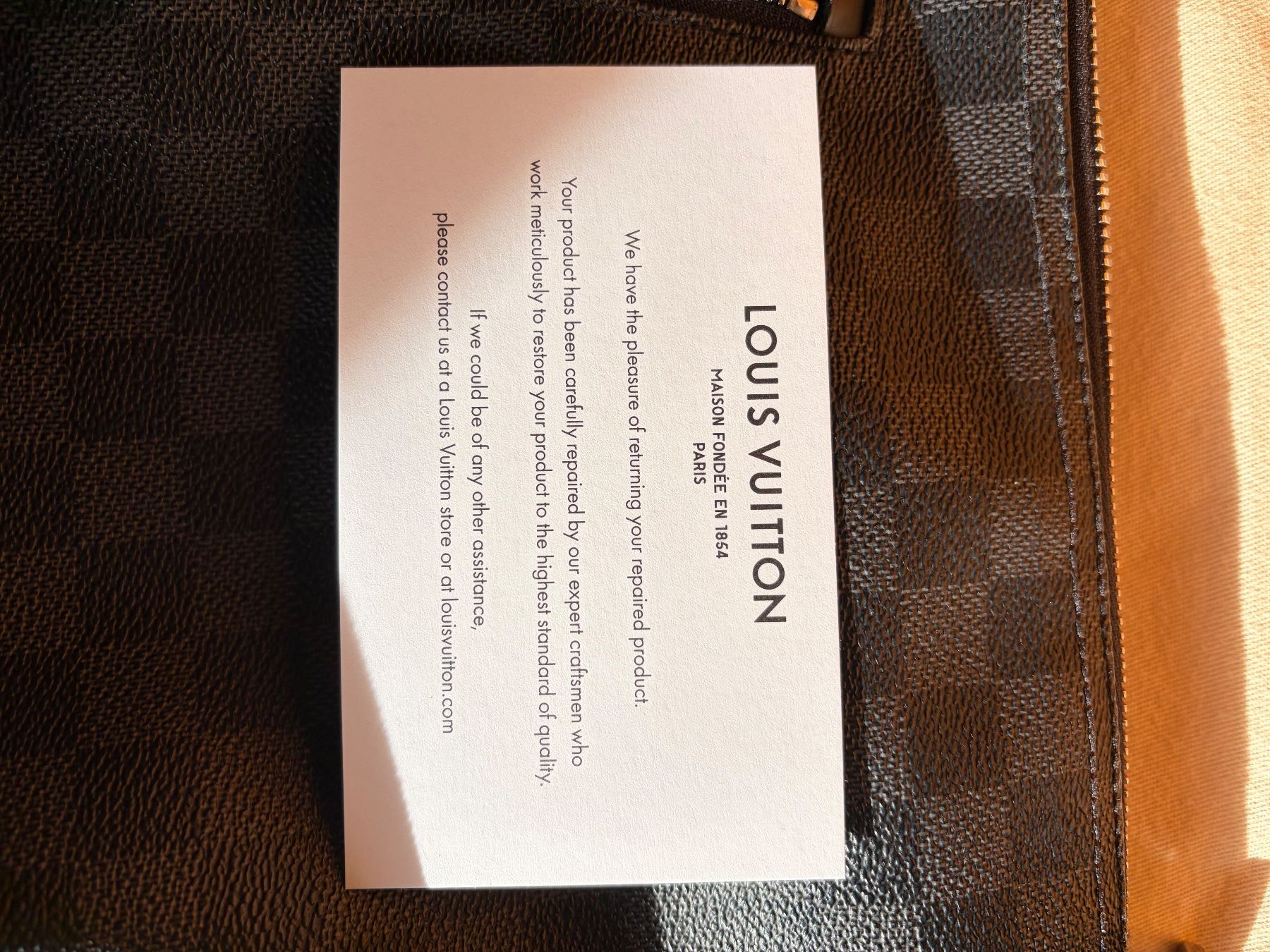 Louis Vuitton Borse: Louis Vuitton Torres Messenger Bag, Damier Graphite – Usato da Luzern venduto da WhoAmI 2