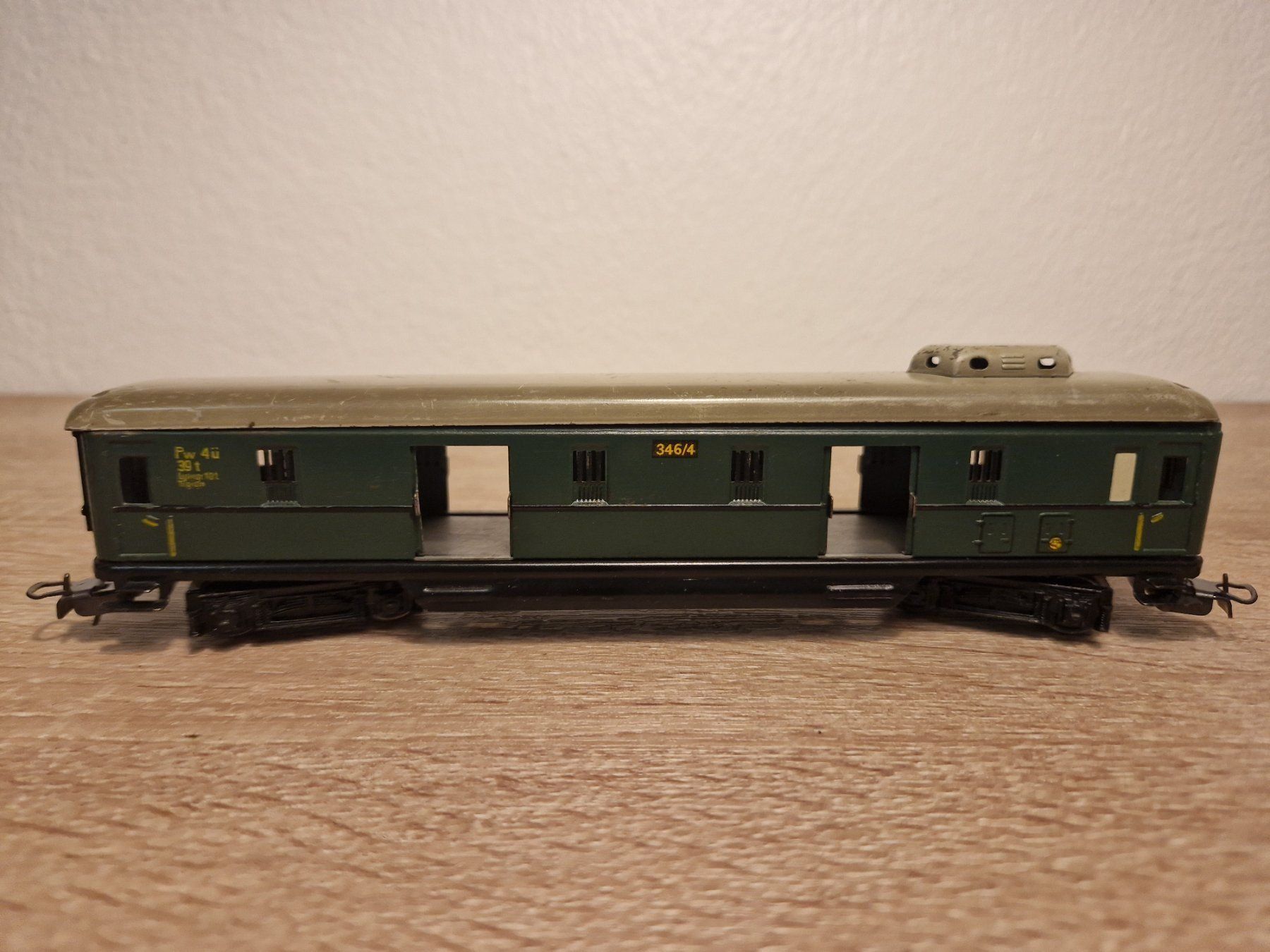 Märklin Modellini di ferrovie: Märklin 346/4 Wagon restauré H0 (2) – Usato da St-Aubin-Sauges venduto da Lo_Go 6