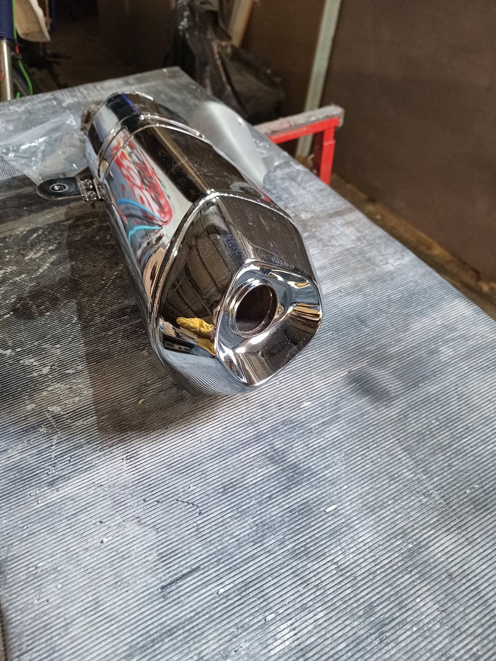 BMW Auspuffanlagen: Pot d'échappement bmw de origine – Gebraucht aus Romont FR von moto41 1