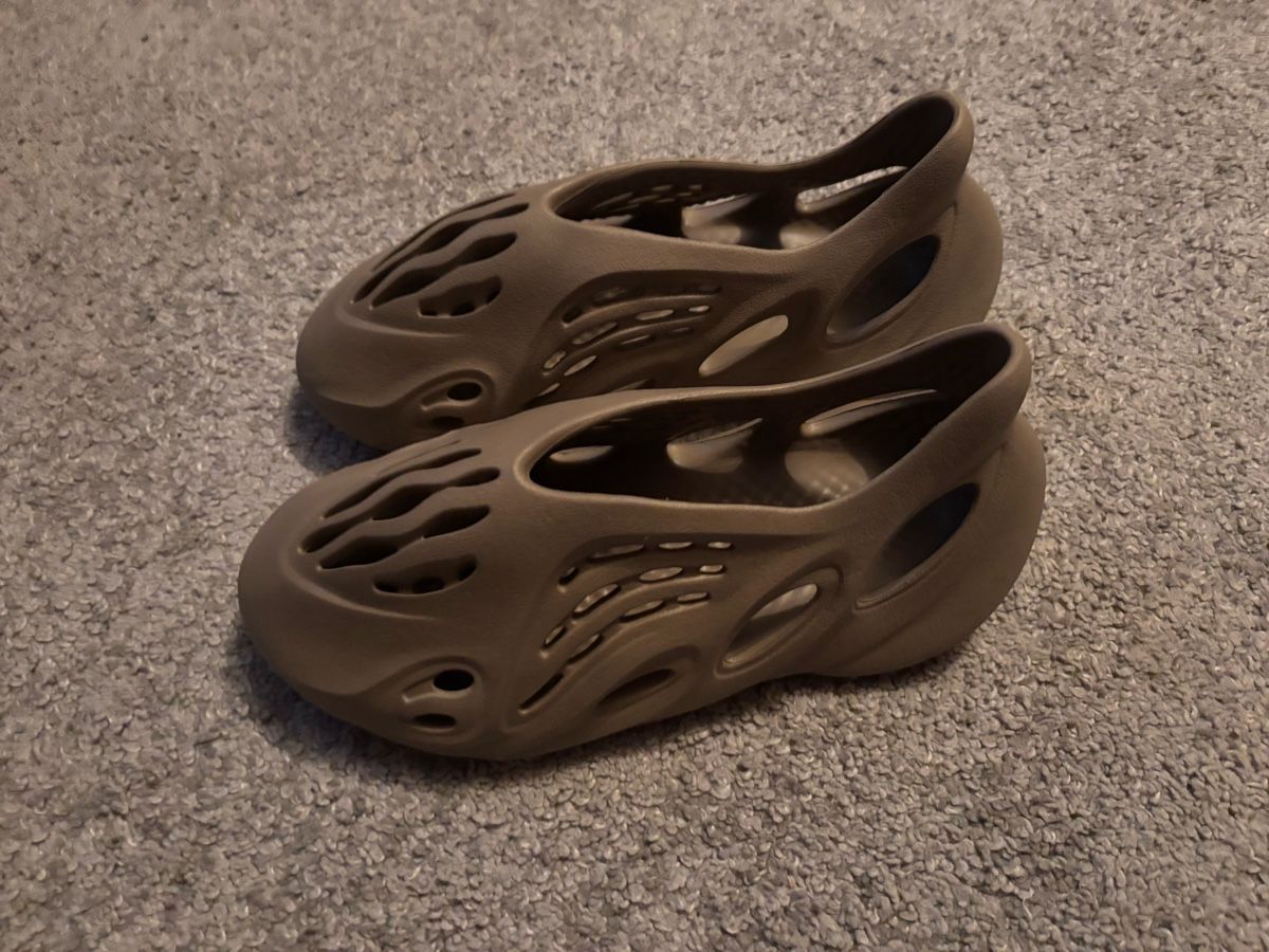 Adidas Scarpe da uomo: Yeezy Foam Runner, 38/39 cm , good Condition, – Usato da Ascona venduto da ElfieLove