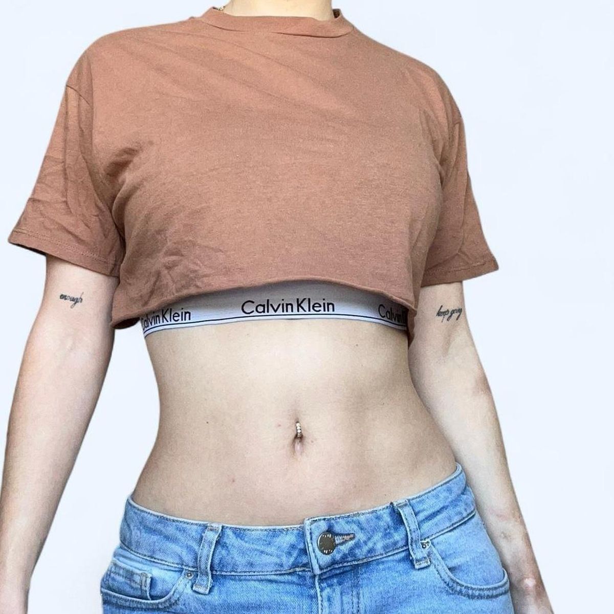 Top: Crop Top Subdued braun Grösse M  – Nuovo (secondo la descrizione) da Steffisburg venduto da rom_hc9q