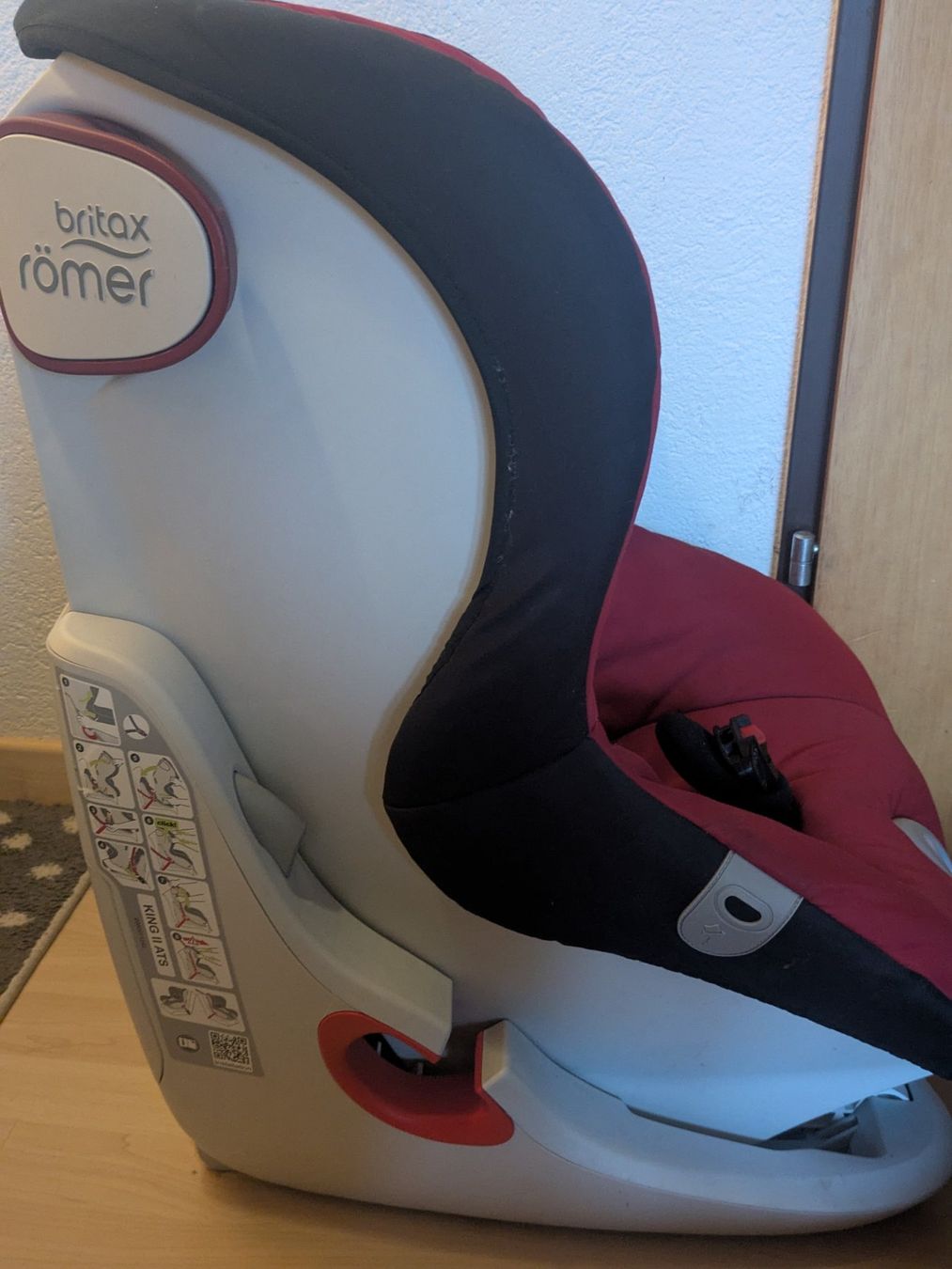 Seggiolini per auto: Britax Römer Kindersitz King II – Usato da Einsiedeln venduto da Nadin27 2