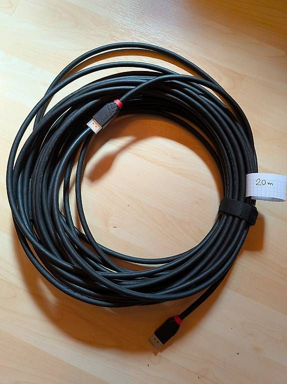 Kabel: Lindy 20m Active DisplyPort 1.2 Cable – Gebraucht aus Zürich von witch_finder