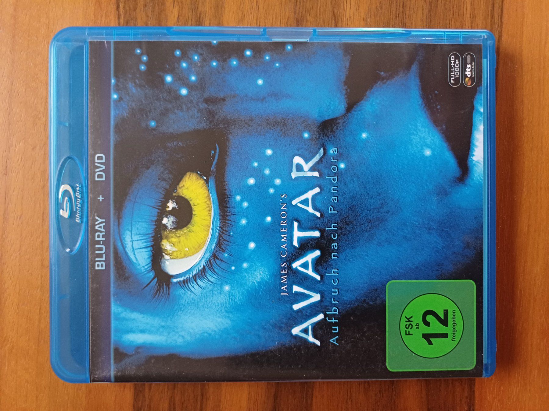 Tous les DVDs: Avatar Blu-ray neuwertig – D'occasion à Chur par ren_r2kx