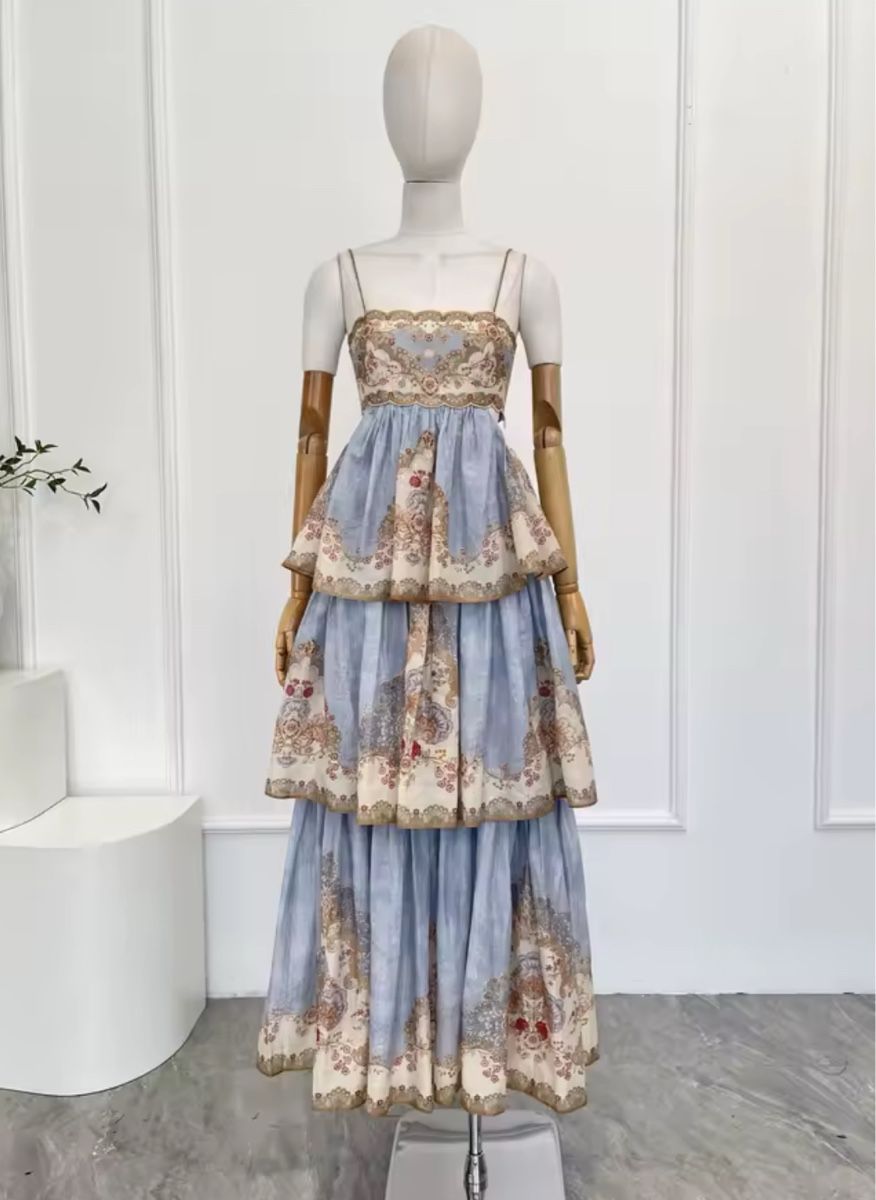 Kleider: Elegant Silk Maxi Dress – Neu (gemäss Beschreibung) aus St.Josefen von lop_lh8d 8