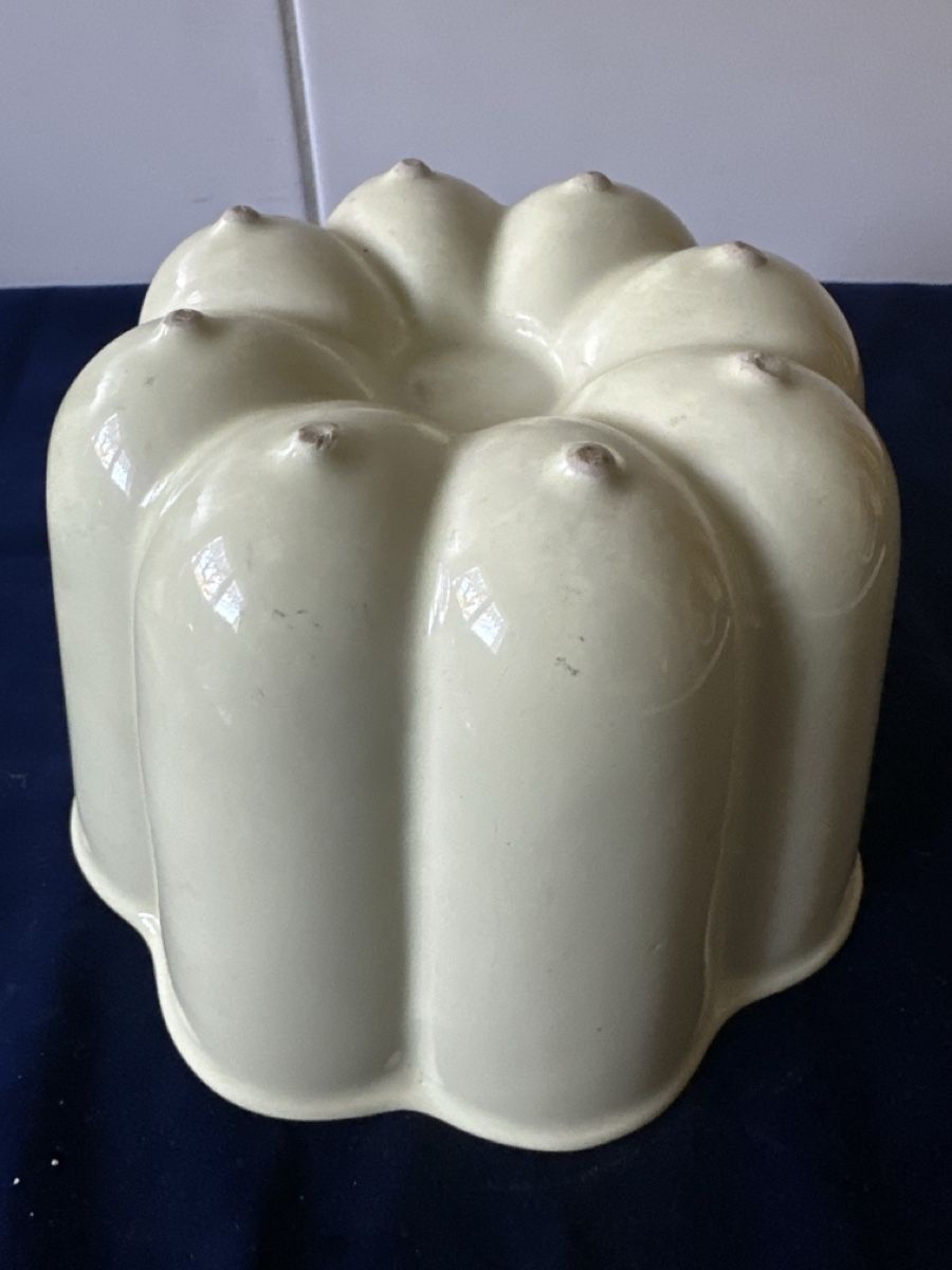 Backformen: Kuchenform, Puddingform, Keramik, Vintage, ca. 18 cm – Gebraucht aus Zürich von Chaeffeler