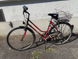 Damenvelo rot  Marke "Uto " Vintage gebrauchter Zustand