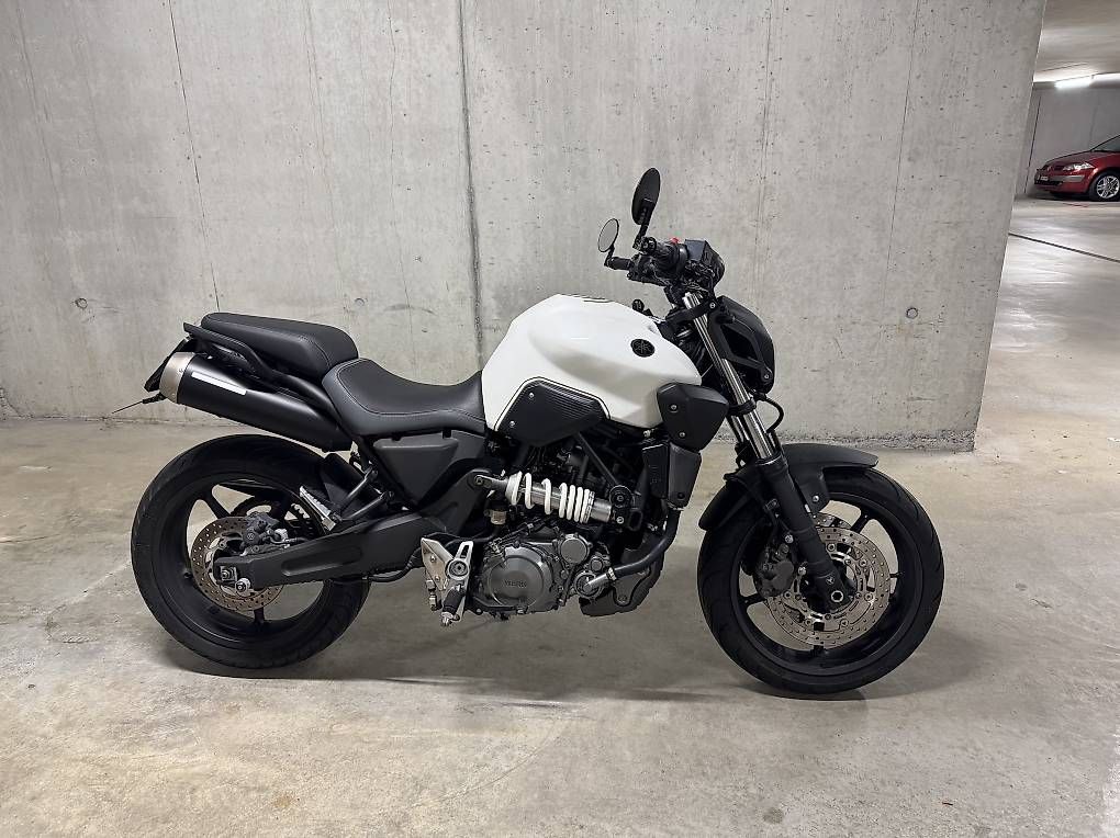 Yamaha Strada: Yamaha MT-03 2011 – Usato da Steffisburg venduto da jul_h5f7