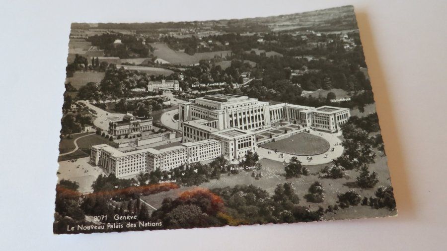 Cartoline postali: Geneve - Palais des Nations - 1941 – Usato da Jona venduto da centumprata