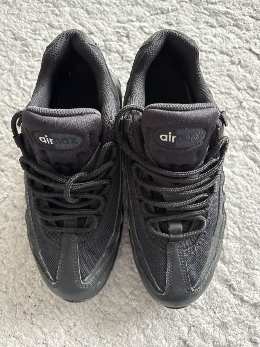 Nike Herrenschuhe: Nike air Max 95 taille 37,5 – Gebraucht aus Onex von Robin75 1