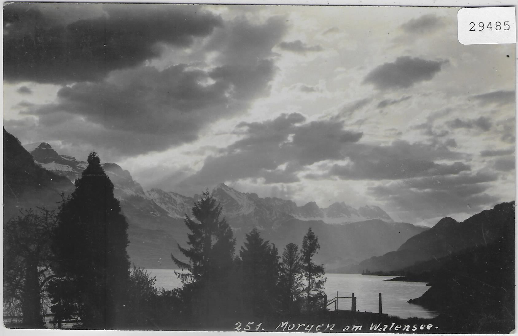 Cartoline postali: Morgen am Walensee – Usato da Ettingen venduto da Kartenplanet