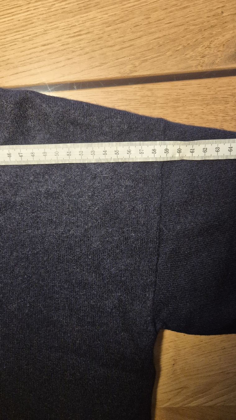Globus Pulls & Sweat-shirts: Globus Essentials Kaschmir Pullover Schwarz Grösse XL – D'occasion à Winterthur par ann_7lxx 3