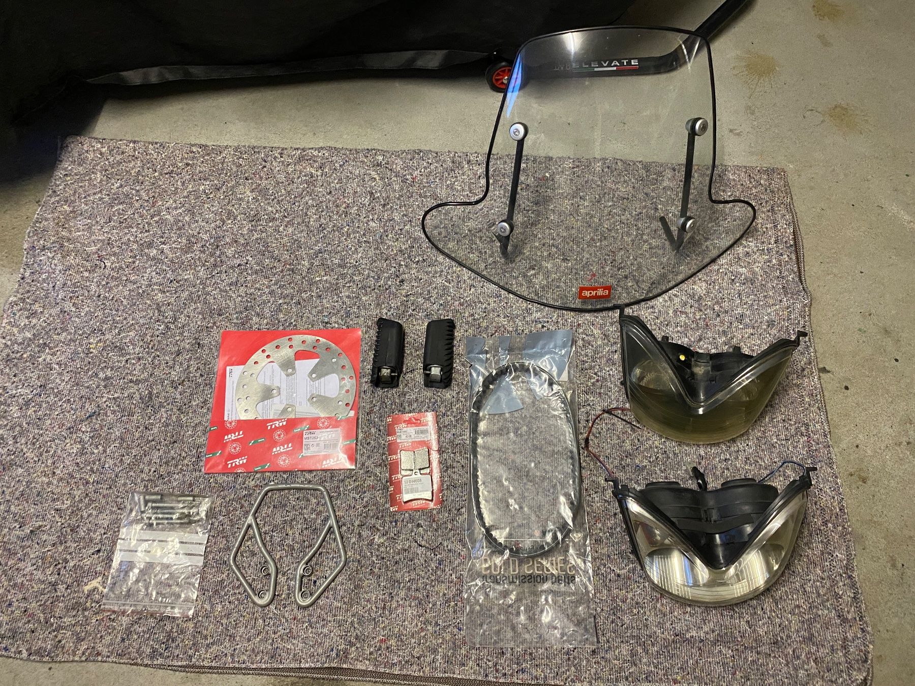 Aprilia Scooters: Aprilia Leonardo 250 – D'occasion à Ballwil par menix_68 7