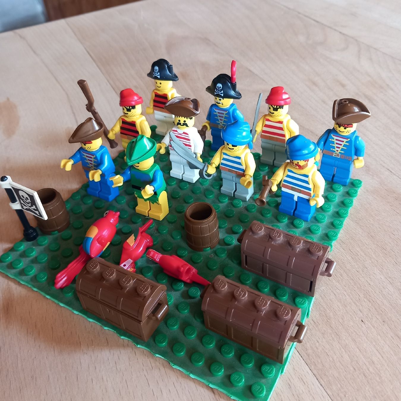Lego Figuren: Lego Piraten Figuren Set  – Gebraucht aus Ebnat-Kappel von blazzi 1