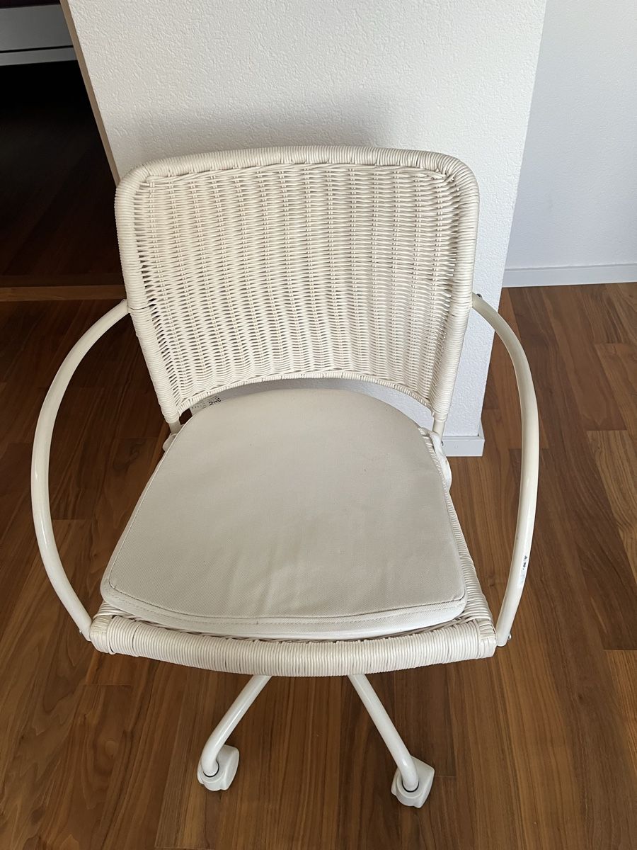 Ikea Chaises: Ikea Stuhl weiss – D'occasion à Oberbüren par Pat761 3