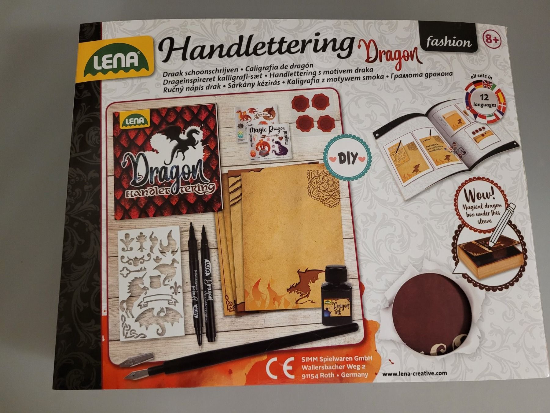 Kit bricolage: Lena Handlettering  Dragon Neu – Nuovo e nell'imballaggio originale da Oberuzwil venduto da aseinkaufswelt 1