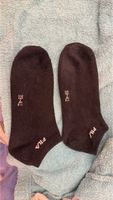 Fila Socken schwarz Grösse 39-42 gebrauchter Zustand