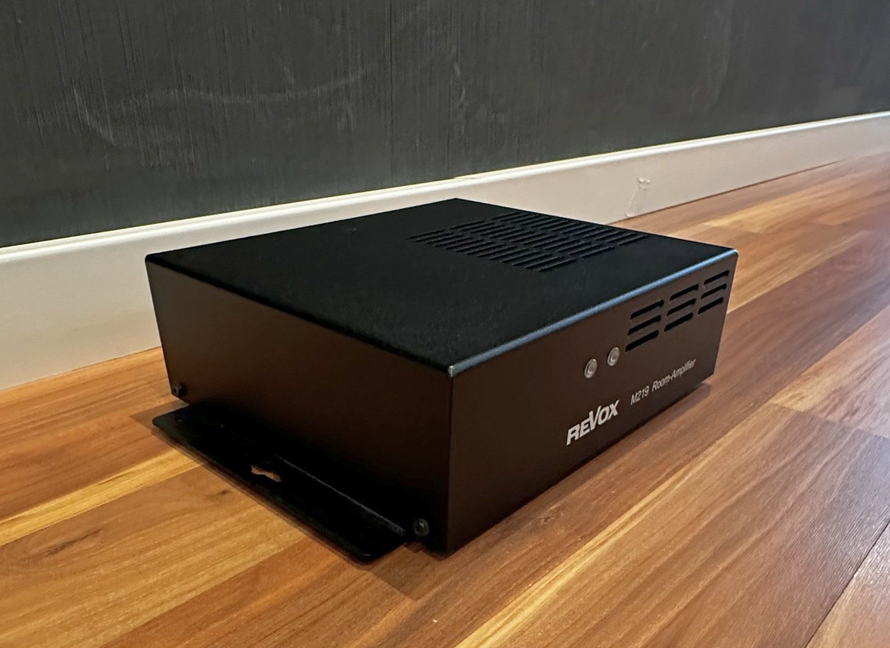 Revox Amplificatori: Revox M219 Room Amplifier – Usato da Schönenberg ZH venduto da Satspezie 1