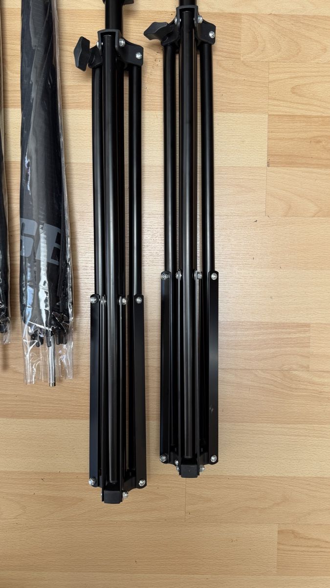 Kaiser Treppiedi & Teste: Kaiser Blitzlichtstative und Schirmhalter mit Tasche – Usato da Thun venduto da BanjoDan 4