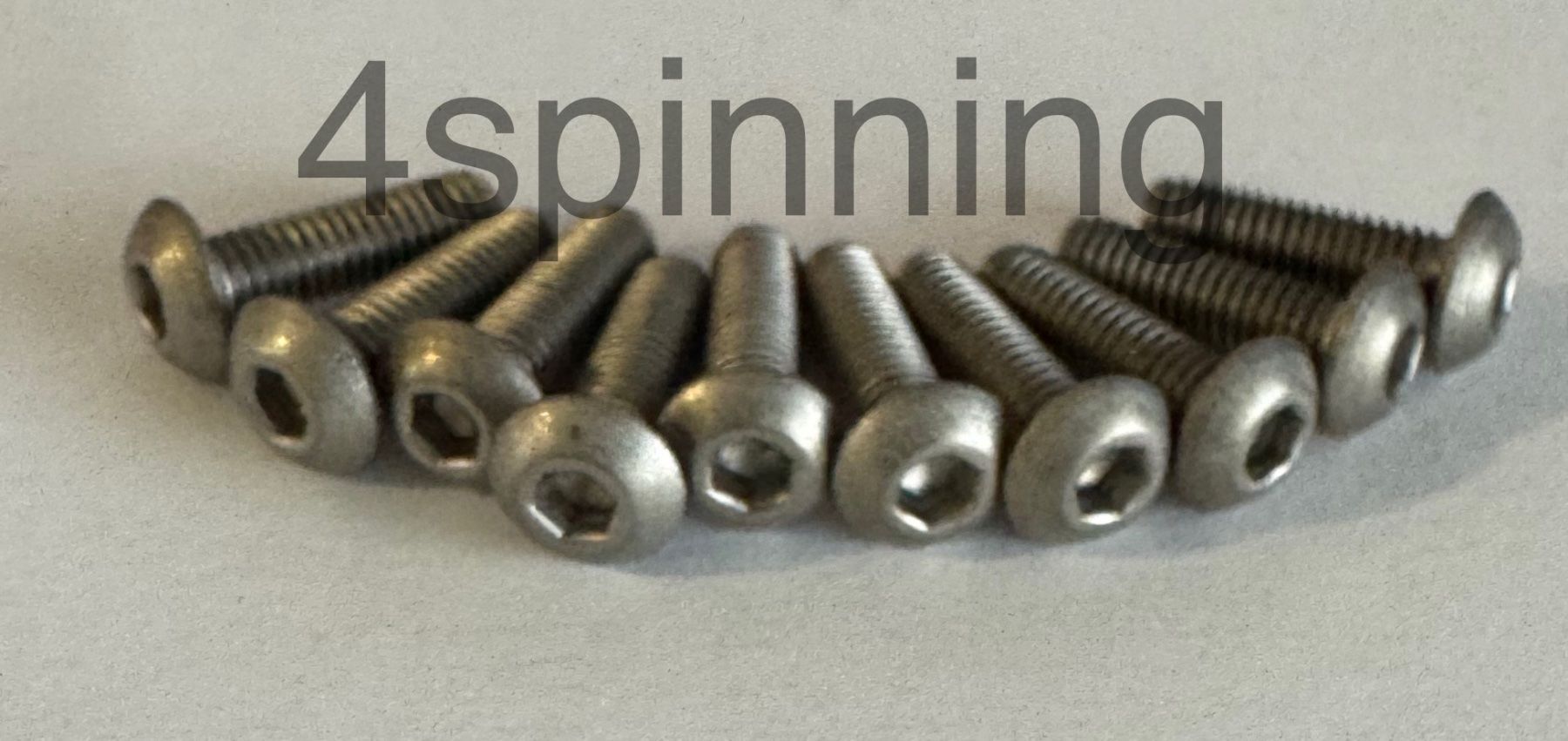 RC Modellbau: 10x Titanium Gr2 Hex Screws M3x10 – Button Head – NEW – Neu und originalverpackt aus Andelfingen von 4spinning
