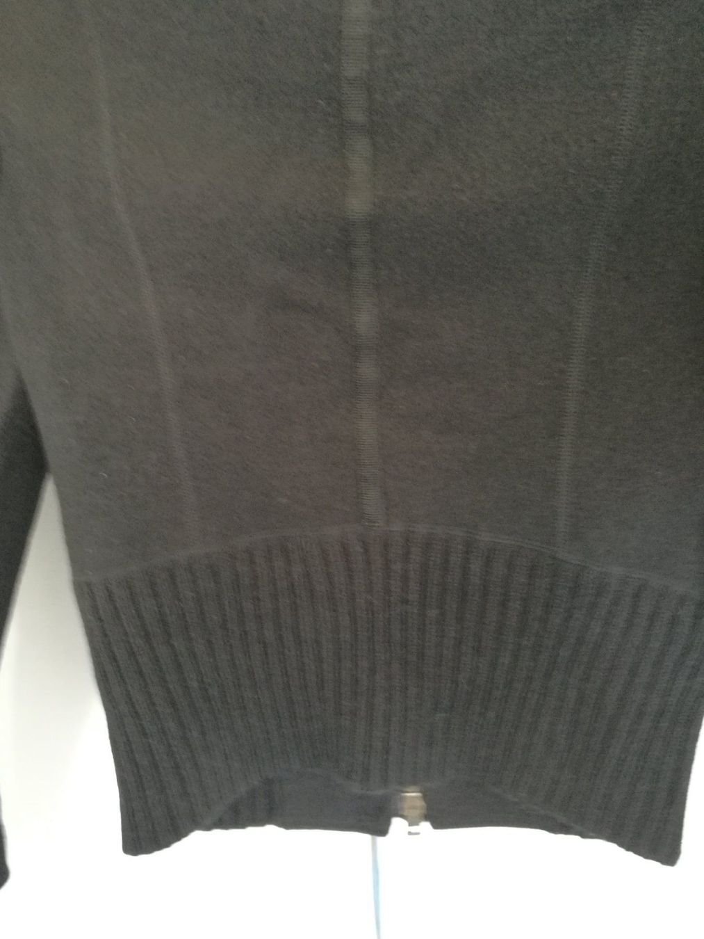 Marc Cain Maglioni & Felpe: Marc Cain Cropped Pullover / Jäckchen 34 – Usato da Bern venduto da M.J.R. 5
