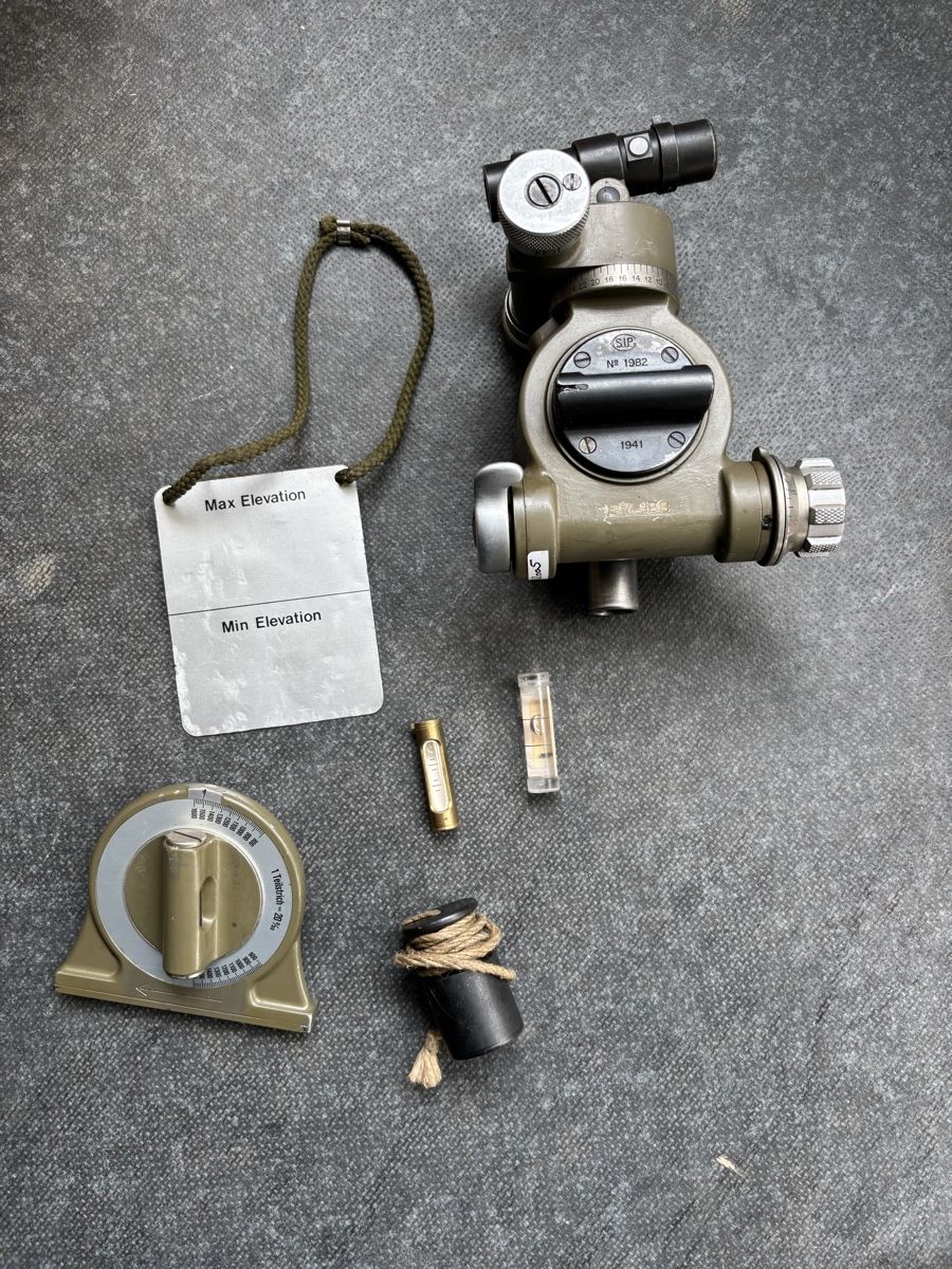 Schweizer Armee Stichwaffen: 12cm Mw Optik Militär Schweiz – Gebraucht aus Neuenhof von redballexpress 1