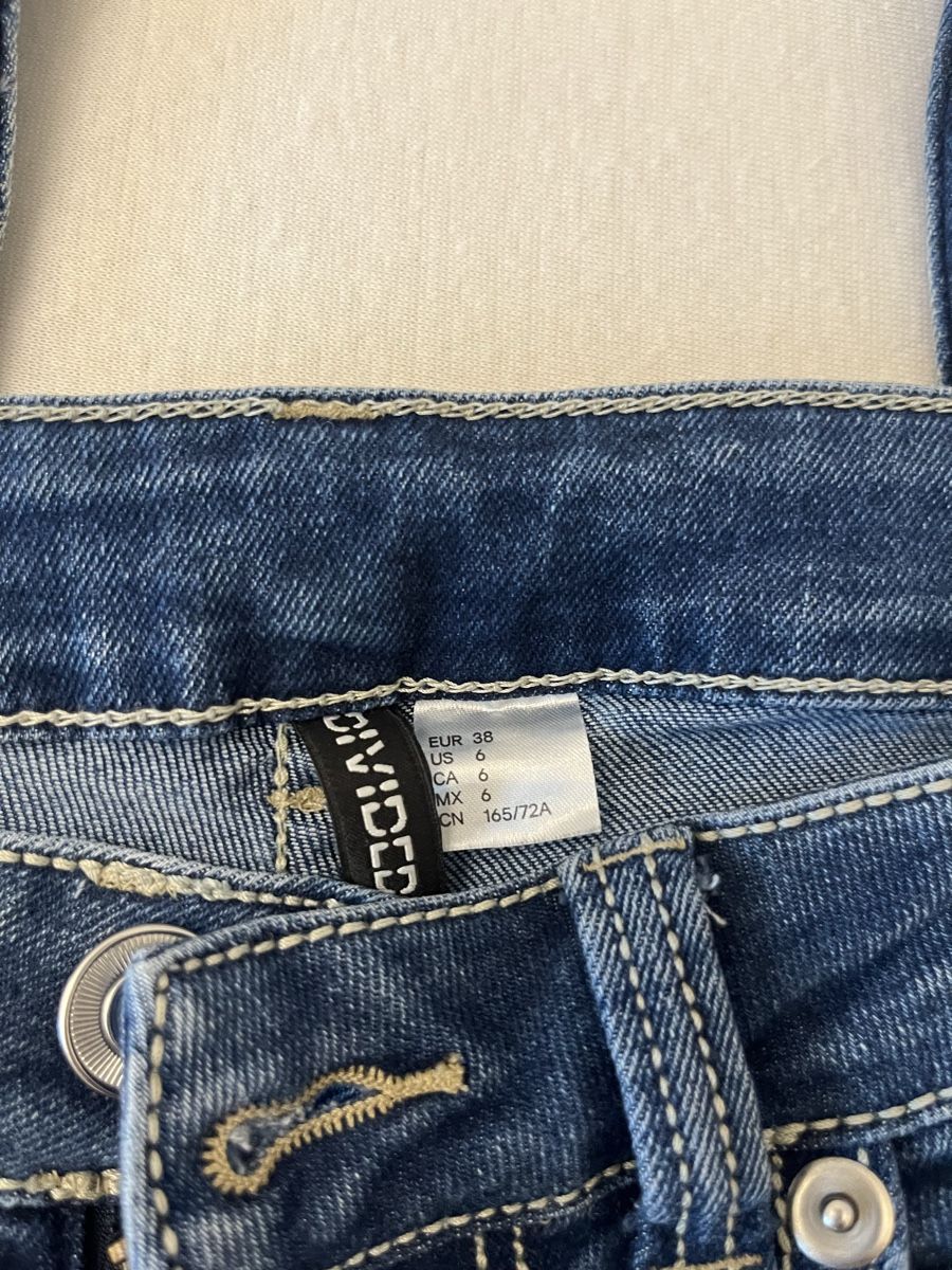 H&M Jeans: Flared Jeans Low Waist Gr. 38 – Usato da Bern venduto da Regi1975 1