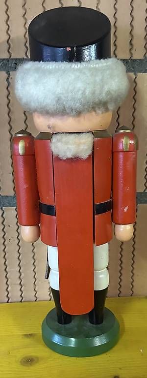 Statuette: Vintage Holz Nussknacker – Usato da Lyss venduto da Jugulator 1
