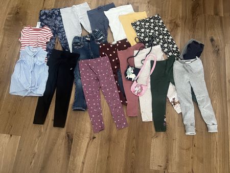 Mädchen Kleiderpaket Hosen und Oberteile Grösse 116-122 4/5