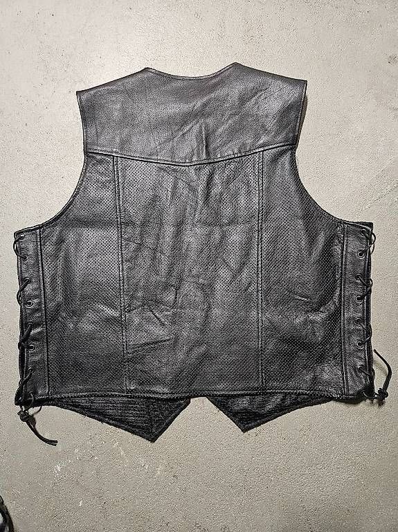 Gilet & Giacche: Leder Kutte / Weste / Gilet – Usato da Emmen venduto da Big-Bigler 1