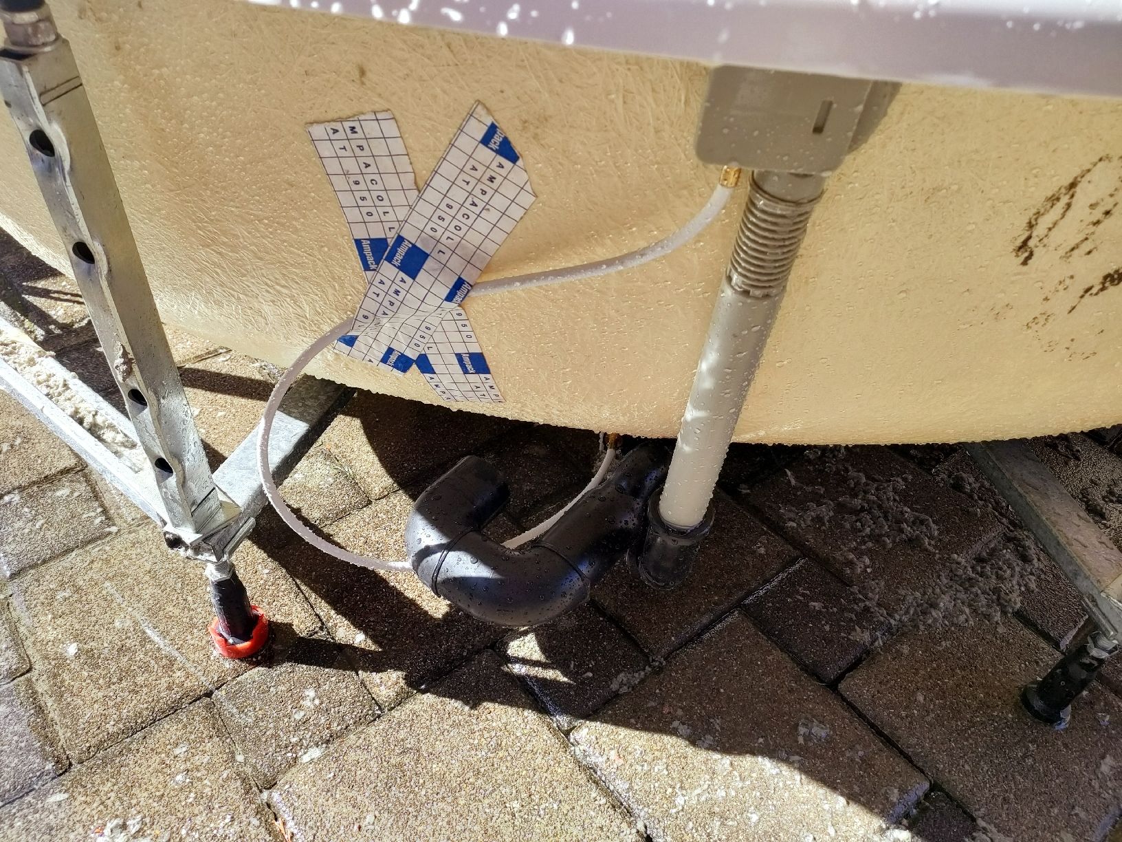 Baignoires: Duscholux Eckbadewanne – D'occasion à Lauperswil par Elektromaterial 3