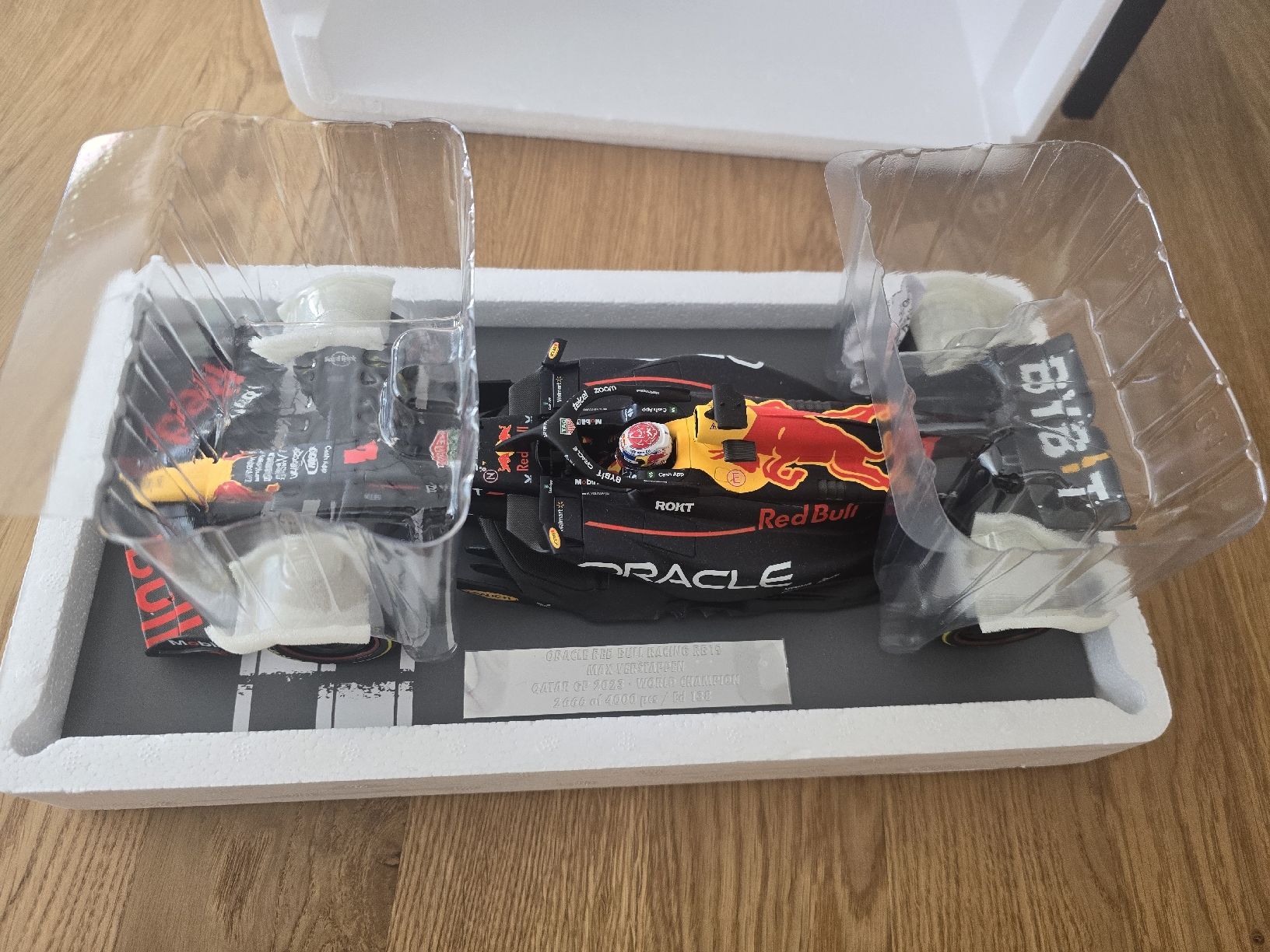 Minichamps Modellini d'auto: Formel1 Modellauto – Usato da Küttigen venduto da SweetChaiLemon 3