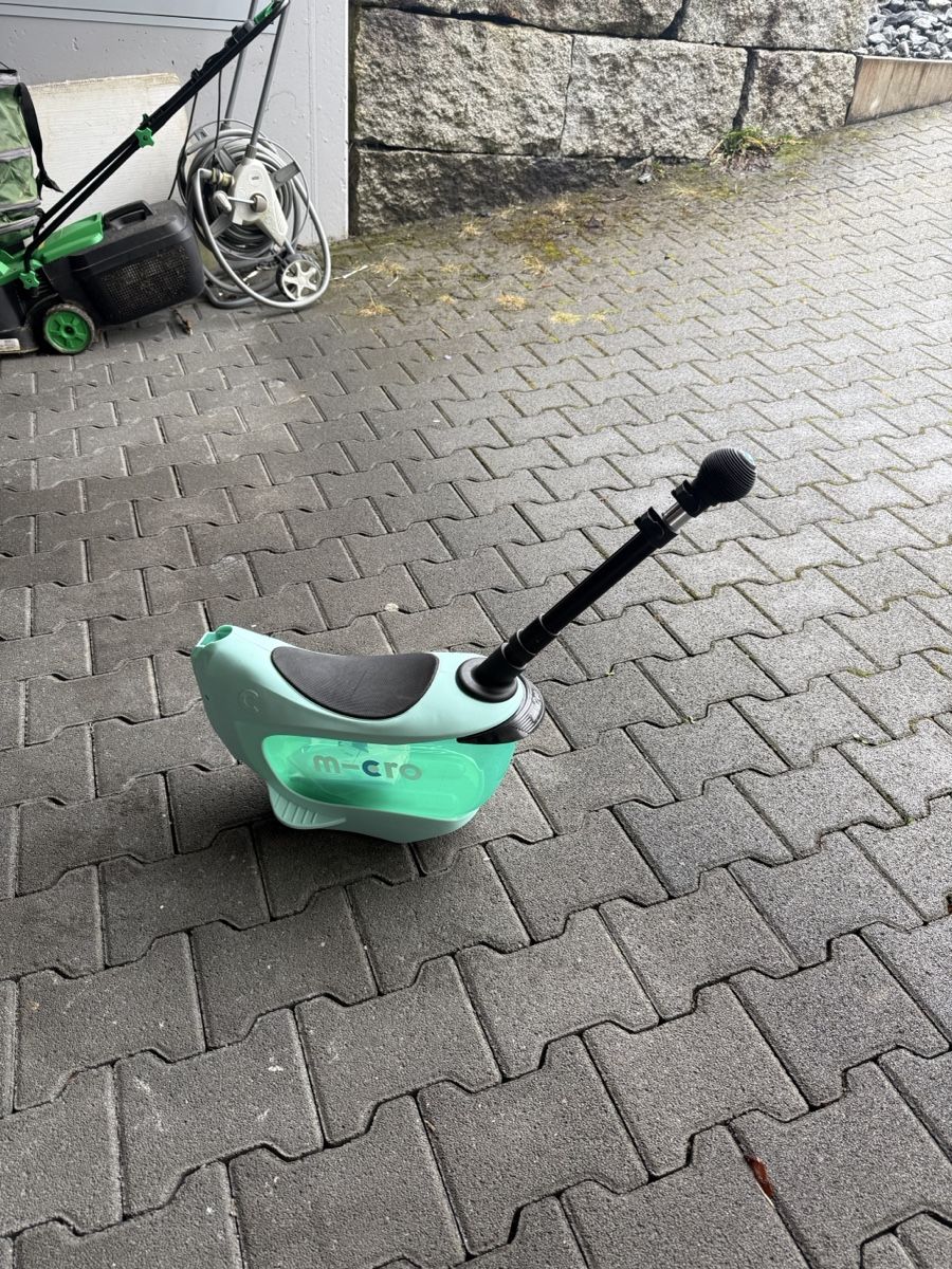 Micro Veicoli per bambini: Micro Mini Sitz mit Schublade – Usato da Dällikon venduto da oliod07